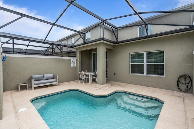 2400 Reading Trl, Kissimmee, FL 34746 - outdoor pool with a patio area and outdoor dining space