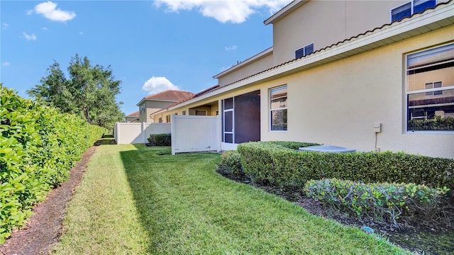 2167 Velvet Leaf Dr, Ocoee, FL 34761 - view of yard with fence
