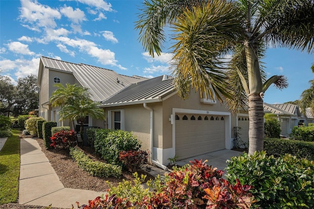 135 Aquarina Blvd, Melbourne Beach, FL 32951 - photo 2