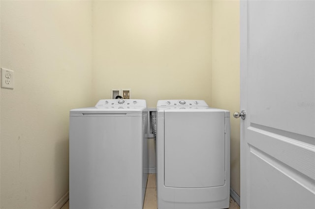 1918 Marabou Dr, Davenport, FL 33896 - laundry room featuring washing machine and dryer and laundry area