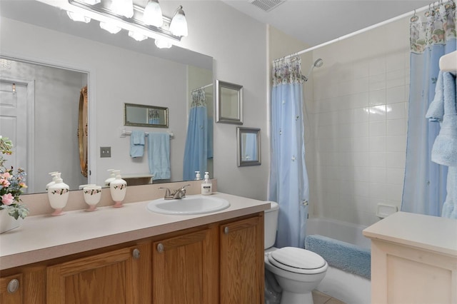 full bathroom with toilet, visible vents, shower / bath combo, and vanity