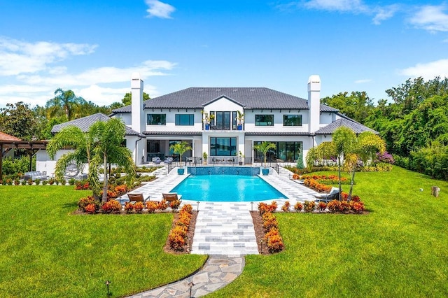 570 Manor Rd, Maitland, FL 32751 - pool with a lawn, a pergola, and a patio area