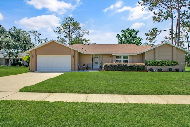 4833 Palm Tree Ct, Windermere, FL 34786 - ranch-style home with an attached garage, a front lawn, driveway, and stucco siding