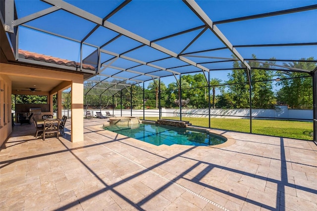 8625 Brixford St, Orlando, FL 32836 - view of swimming pool with a lanai, a patio, ceiling fan, and a lawn