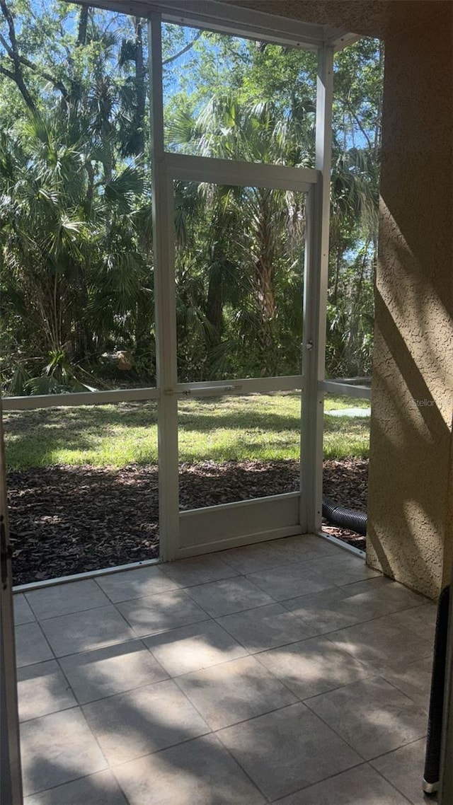 5125 Palm Springs Blvd Unit 13107, Tampa, FL 33647 - view of unfurnished sunroom