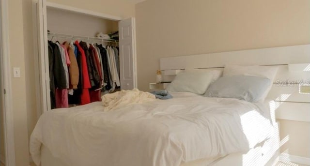 bedroom featuring a closet