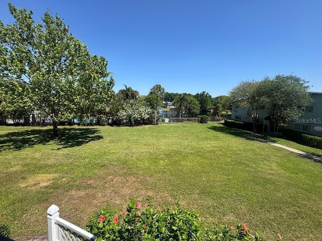 1695 Lee Rd Unit E214, Winter Park, FL 32789 - view of grassy yard