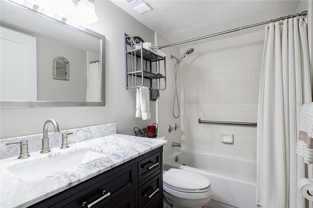 865 Ladyfish Ave Unit C104, New Smyrna Beach, FL 32169 - full bath featuring visible vents, toilet, vanity, and shower / tub combo