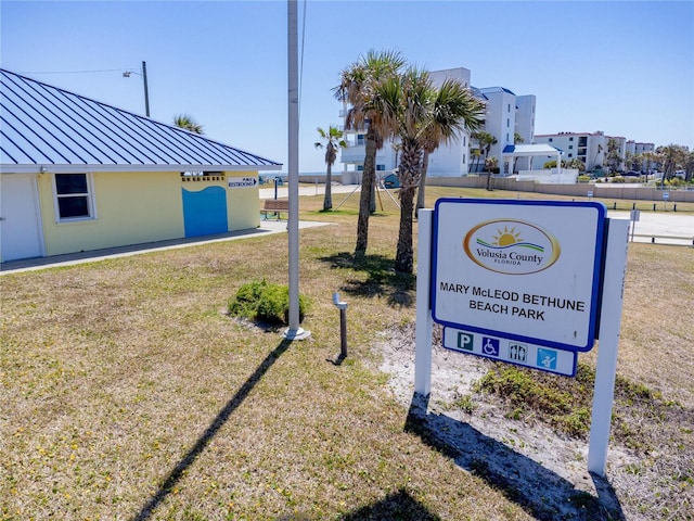 865 Ladyfish Ave Unit C104, New Smyrna Beach, FL 32169 - view of community featuring a yard