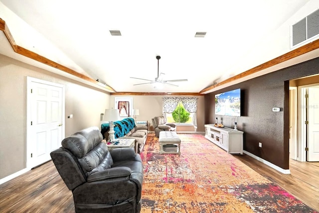 3512 W Whippoorwill St, Lecanto, FL 34461 - living area with vaulted ceiling, wood finished floors, and a ceiling fan