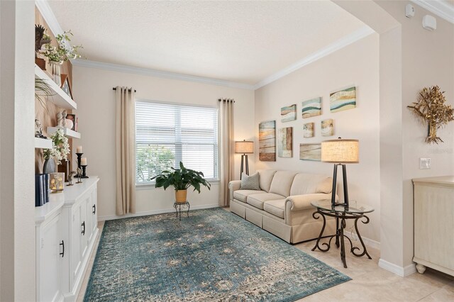 2530 Stargrass Cir, Clermont, FL 34715 - living area featuring arched walkways, a textured ceiling, crown molding, and baseboards