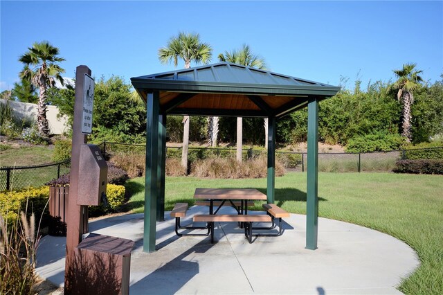 2530 Stargrass Cir, Clermont, FL 34715 - view of property's community featuring a gazebo, fence, a yard, and a patio