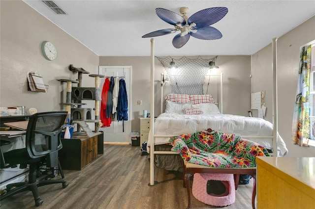 432 Taylorville St, Deltona, FL 32725 - bedroom featuring wood finished floors, visible vents, and ceiling fan