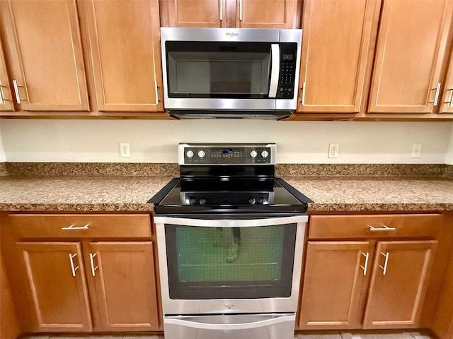 8271 Maritime Flag St Unit 125, Windermere, FL 34786 - kitchen with appliances with stainless steel finishes
