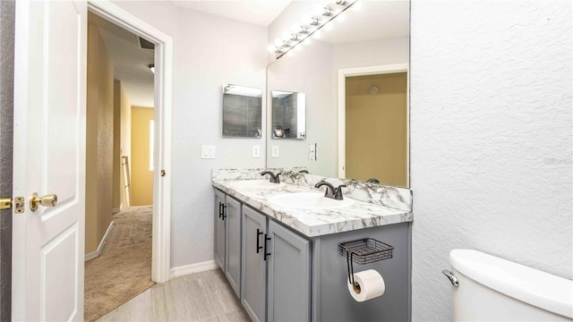 1204 Blackheath Ct, Davenport, FL 33897 - bathroom with double vanity and toilet
