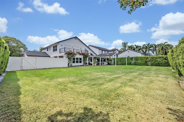 1661 Woodland Ave, Winter Park, FL 32789 - view of yard featuring a fenced backyard and a gate