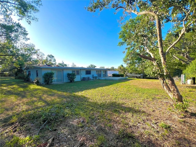 1221 Oak Haven Dr, Altamonte Springs, FL 32714 - view of yard