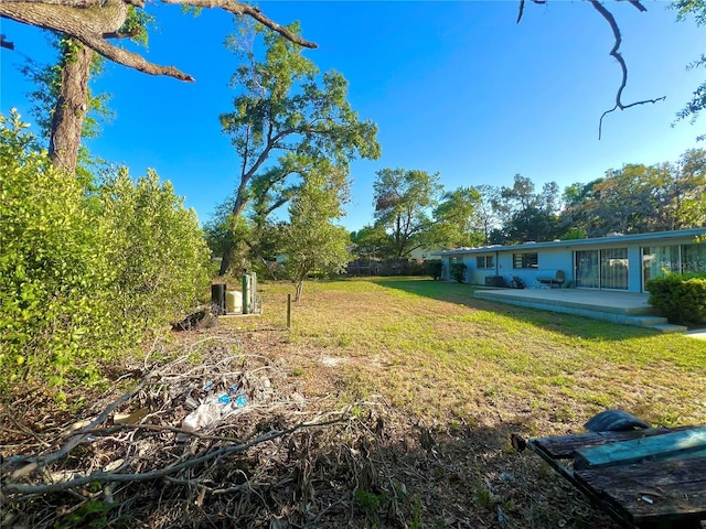 1221 Oak Haven Dr, Altamonte Springs, FL 32714 - view of yard with a patio area
