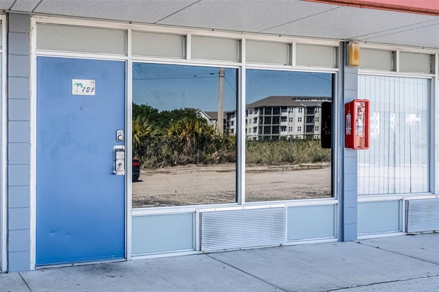 43420 Hwy 27 Unit 121, Davenport, FL 33837 - view of doorway to property