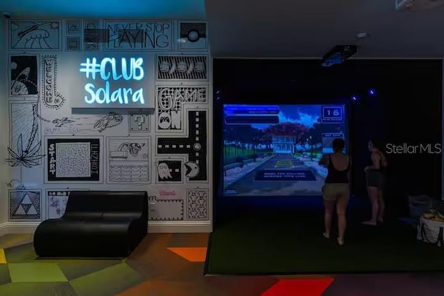 cinema with golf simulator