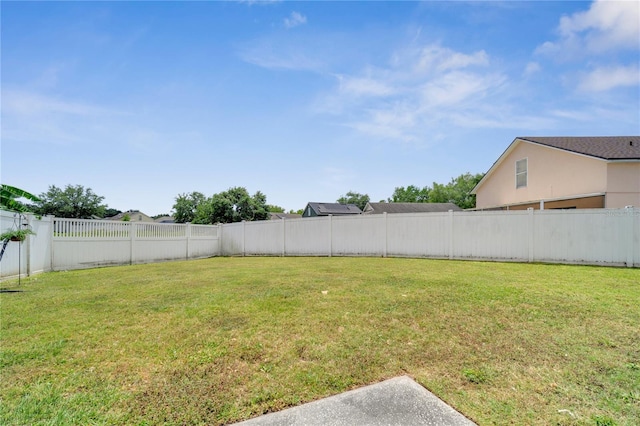 5118 Luna Negra Dr, Orlando, FL 32811 - view of yard featuring a fenced backyard