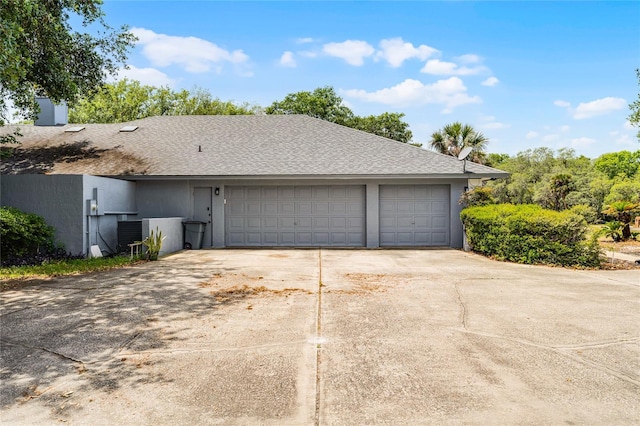 1689 Saboff Way, Chuluota, FL 32766 - garage featuring driveway