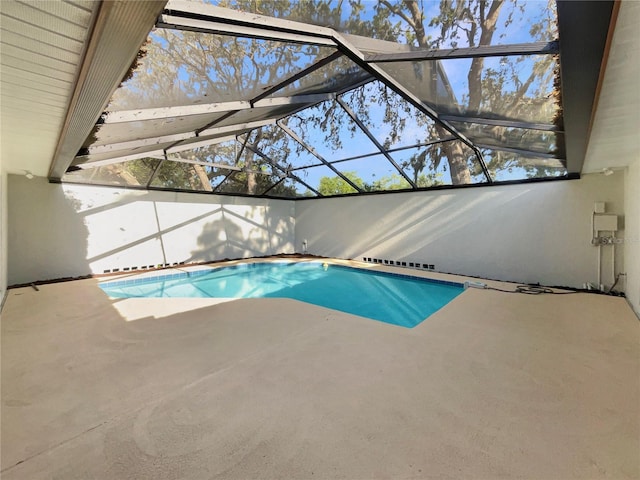 5037 Bermuda Cir Unit 10, Orlando, FL 32808 - pool with a lanai and a patio