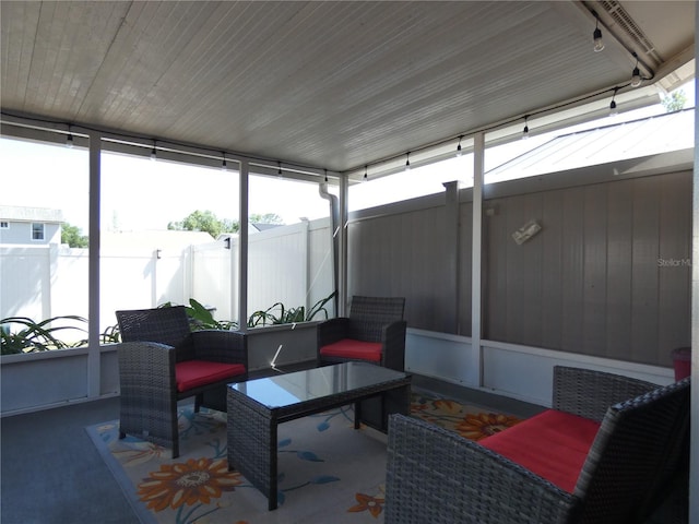 9313 Pavillion Dr, Orlando, FL 32825 - sunroom / solarium with outdoor lounge area