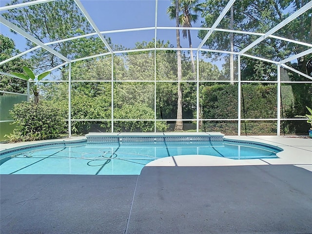 3020 Zaharias Dr, Orlando, FL 32837 - pool with a patio
