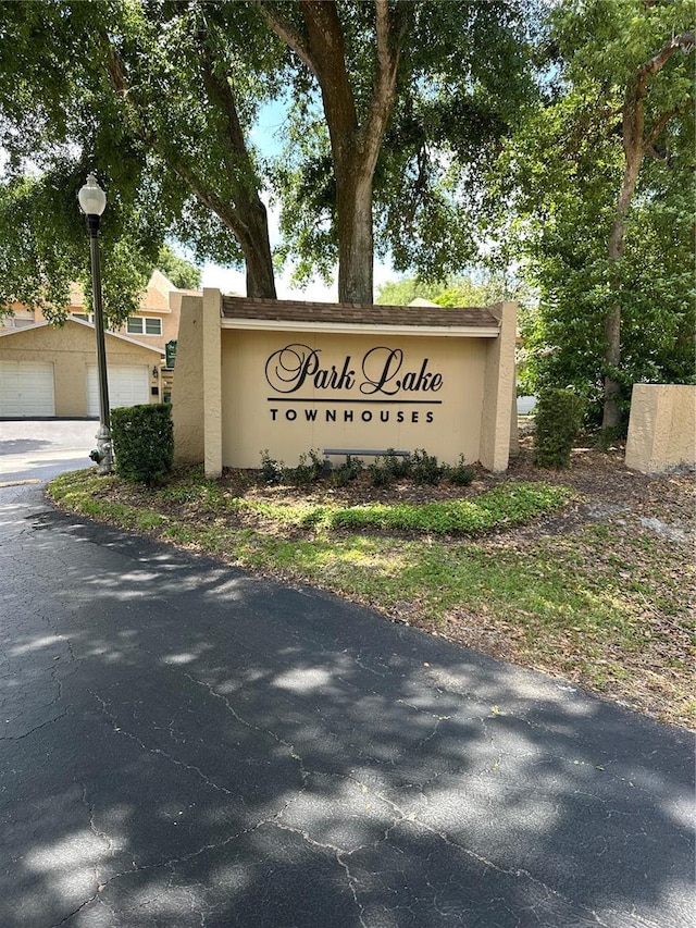 802 Park Lake Cir Unit 2, Maitland, FL 32751 - view of community / neighborhood sign