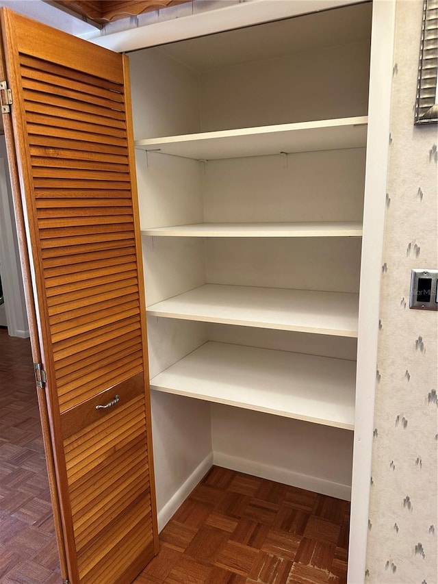 802 Park Lake Cir Unit 2, Maitland, FL 32751 - view of closet