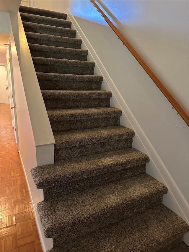 802 Park Lake Cir Unit 2, Maitland, FL 32751 - view of staircase