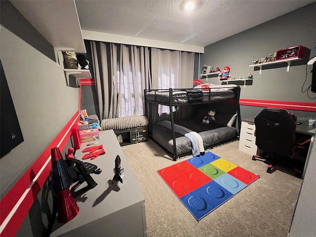 2926 Crest Wave Dr, Clermont, FL 34711 - carpeted bedroom featuring a textured ceiling