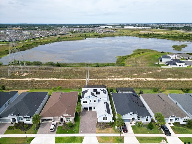 2926 Crest Wave Dr, Clermont, FL 34711 - aerial perspective of suburban area with a large body of water