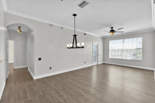 13500 Turtle Marsh Loop Unit 834, Orlando, FL 32837 - interior space with ceiling fan with notable chandelier, visible vents, arched walkways, and crown molding