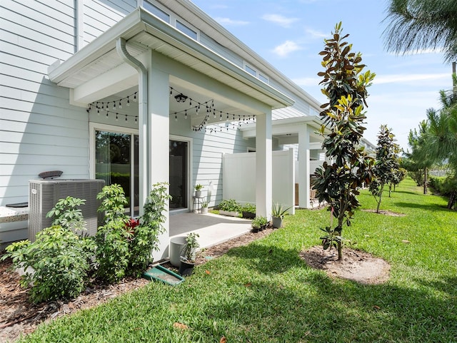 2812 Bright Bird Ln, Winter Park, FL 32792 - view of yard with central AC unit, fence, and a patio area