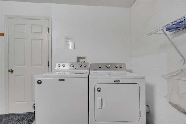 166 Laurel Ridge Pass, Davenport, FL 33897 - laundry room featuring laundry area and washing machine and dryer