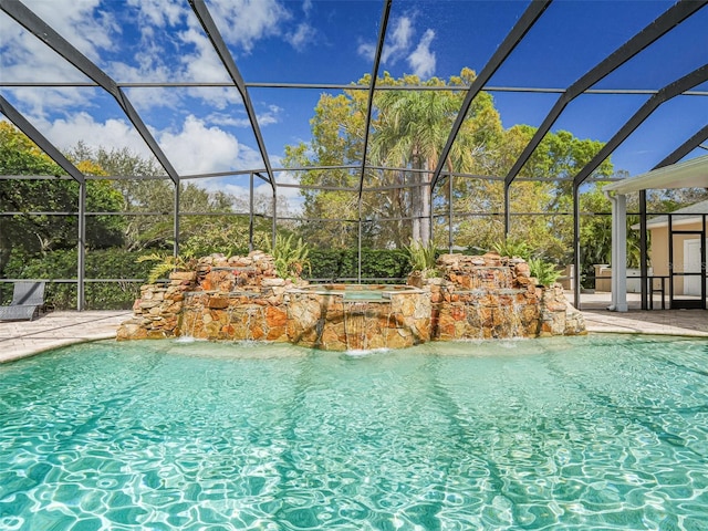 2266 12th St, Vero Beach, FL 32960 - outdoor pool featuring glass enclosure, a patio, and a jacuzzi