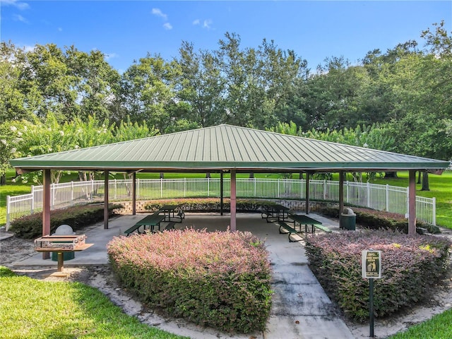2983 Park Meadow Dr, Apopka, FL 32703 - surrounding community featuring a gazebo