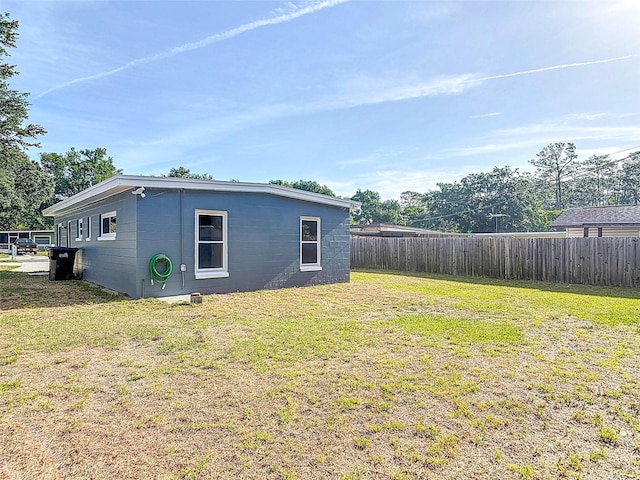 4514 Southmore Dr, Orlando, FL 32812 - exterior space featuring a yard and fence