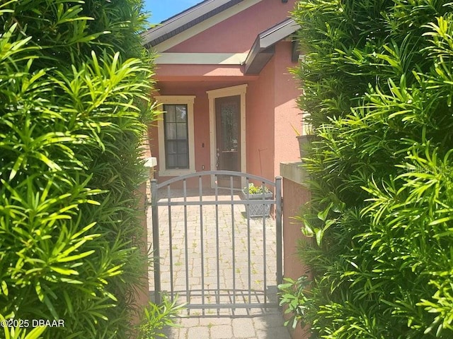 141 Campanello Ct, Daytona Beach, FL 32117 - entrance to property with stucco siding