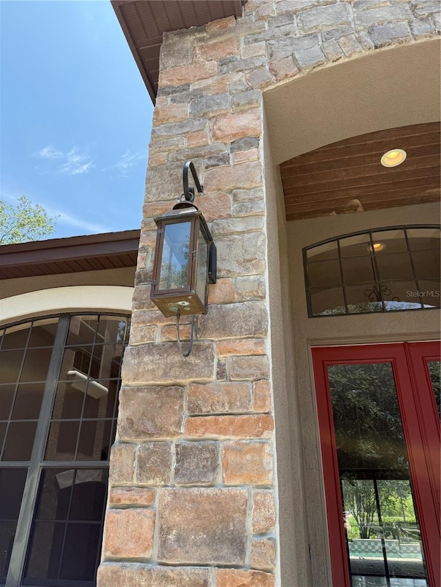708 Palenci Ct, Winter Springs, FL 32708 - exterior view of stone siding