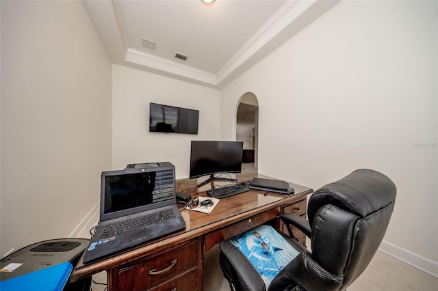 878 Cardinal Pointe Cv, Sanford, FL 32771 - home office featuring crown molding, arched walkways, baseboards, a tray ceiling, and visible vents
