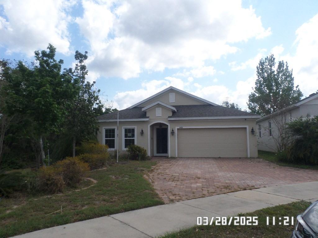 9486 Oglethorpe Dr, Groveland, FL 34736 - photo 1