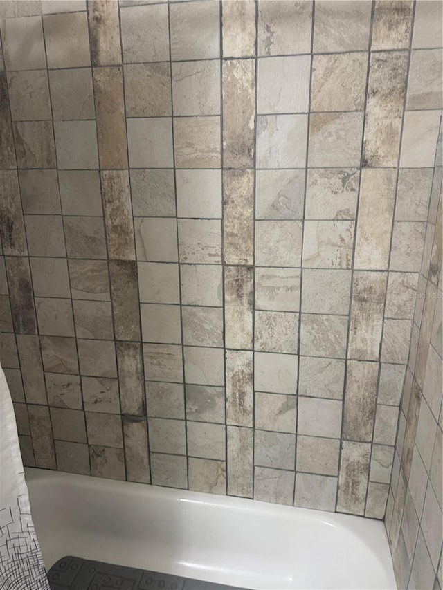 9400 SE 119th St, Belleview, FL 34420 - bathroom featuring  shower combination