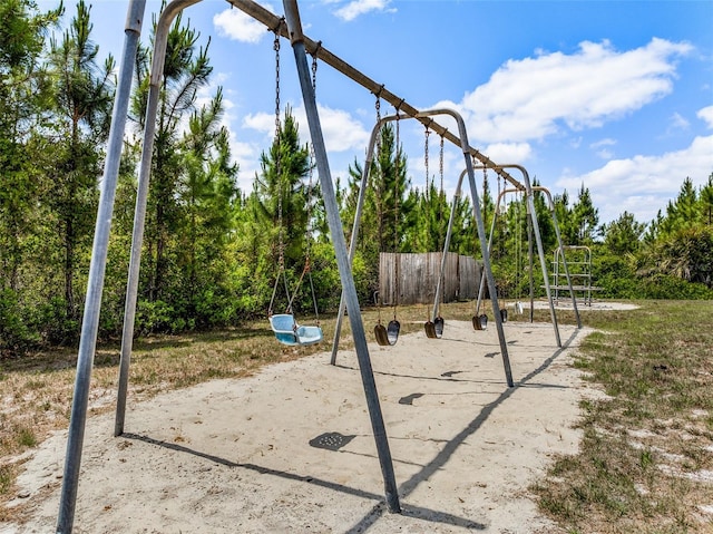 42368 W Cashew Ct, Eustis, FL 32736 - view of community jungle gym