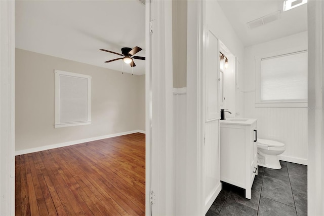 508 10th St, Saint Cloud, FL 34769 - bathroom featuring vanity and ceiling fan