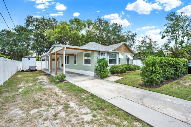 508 10th St, Saint Cloud, FL 34769 - single story home featuring concrete driveway and a carport