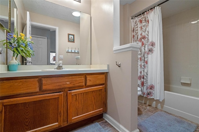 2710 Alabaster Ave, Orlando, FL 32833 - full bath featuring toilet, vanity, and shower / bath combo with shower curtain