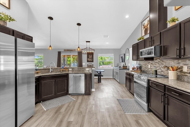 326 Woodland Trl, Lady Lake, FL 32159 - photo 17